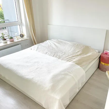 Piekny 2 Pok. Apartament Z Tarasem. Samodzielne Zameldowanie. Ząbki