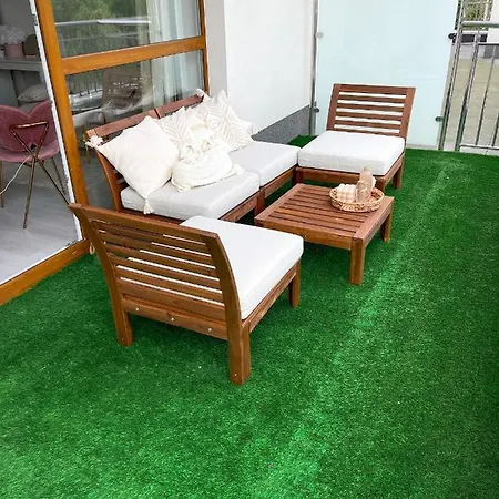 Apartmán Piekny 2 Pok. Apartament Z Tarasem. Samodzielne Zameldowanie.